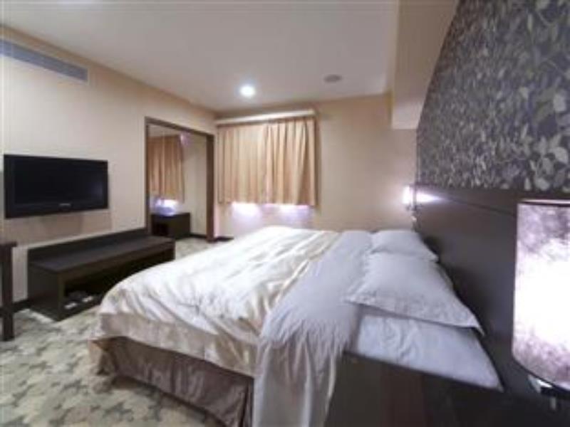 Metropolis Hotel Таоюань Екстер'єр фото