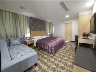 Metropolis Hotel Таоюань Екстер'єр фото